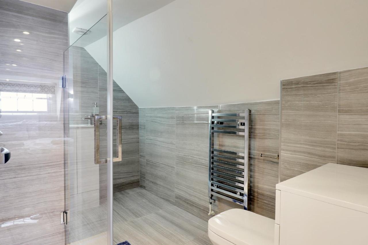 Master Accommodation Suite 4 Attic Room Hastings Luaran gambar